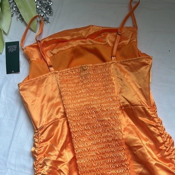 ⭐️nwt Wild Fable Orange Satin Sleeveless Ruched Side Bodycon Dress⭐️ - Picture 9 of 9